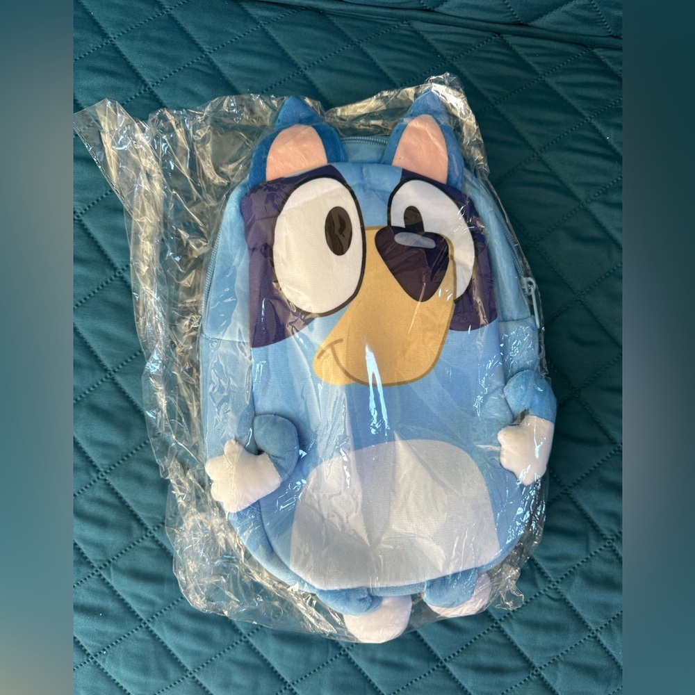 Bluey Backpack - Picture 6 of 6